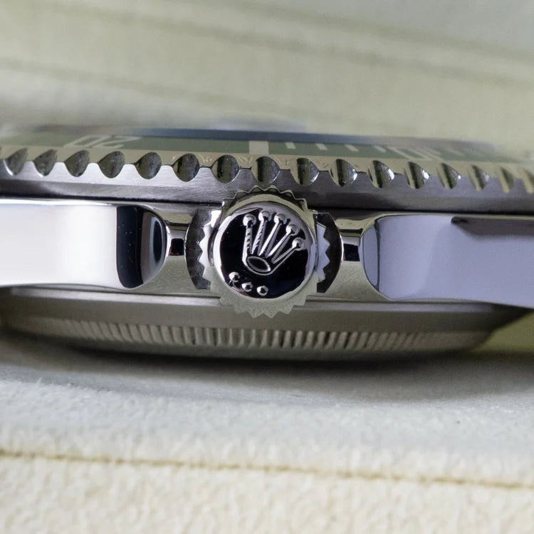 Rolex Submariner 'Kermit' 16610LV (2009)